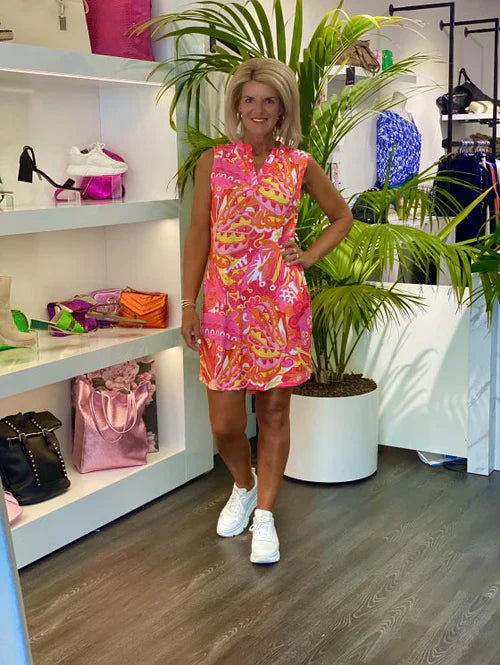 Ella | Sleeveless V-Neck Dress