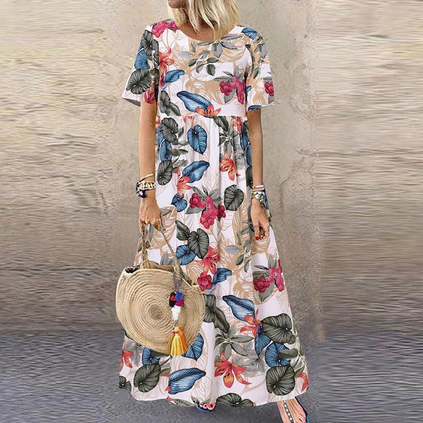 Lotte - Vibrant Floral Maxi Dress