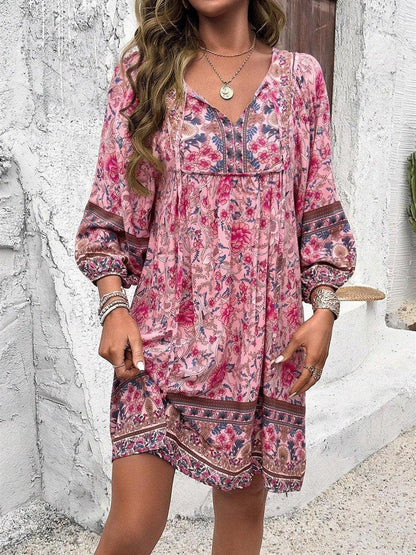 Luna | Mini Dress with Soft Print and V-Neck