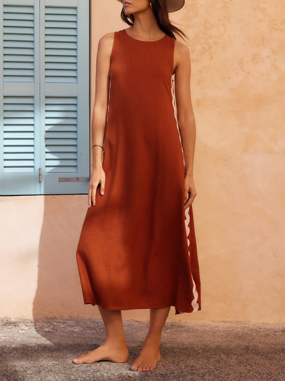 Teresita - Loose Side Slit Maxi Dress