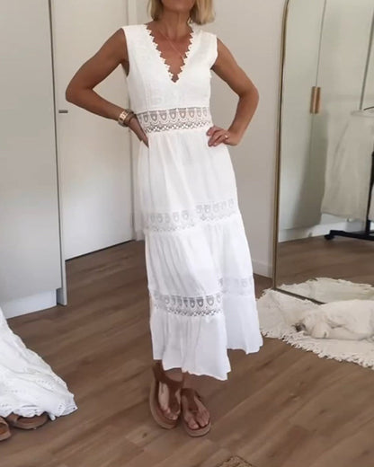 Kim | Elegance in Lace V-Neck Dress (Almost Gone)