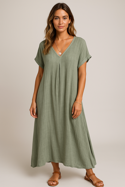 Célestine | Timeless mid-length dress with a V-neck