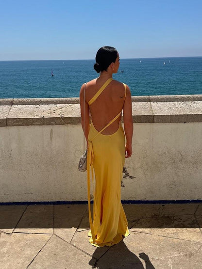 Vera | Sleek Backless Maxi Dress