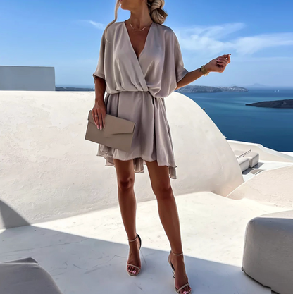 Kiana - Chic Flowy Mini Dress