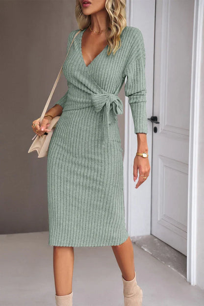 Eliana - Celebrity Elegant Solid Dresses with V-neck and One Step Skirt